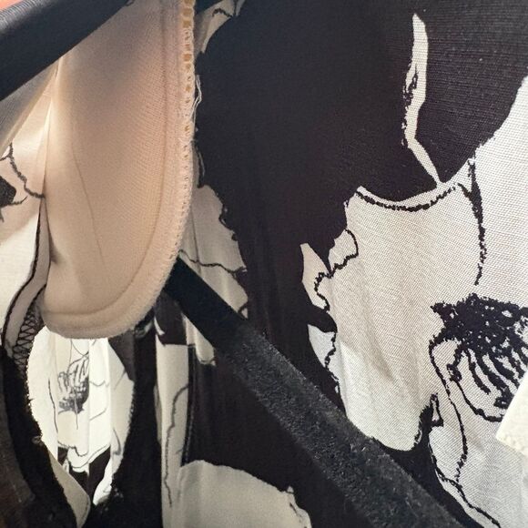 VTG Karin Stevens 100% Rayon Black and White Floral Midi Dress size 8 - Picture 10 of 13